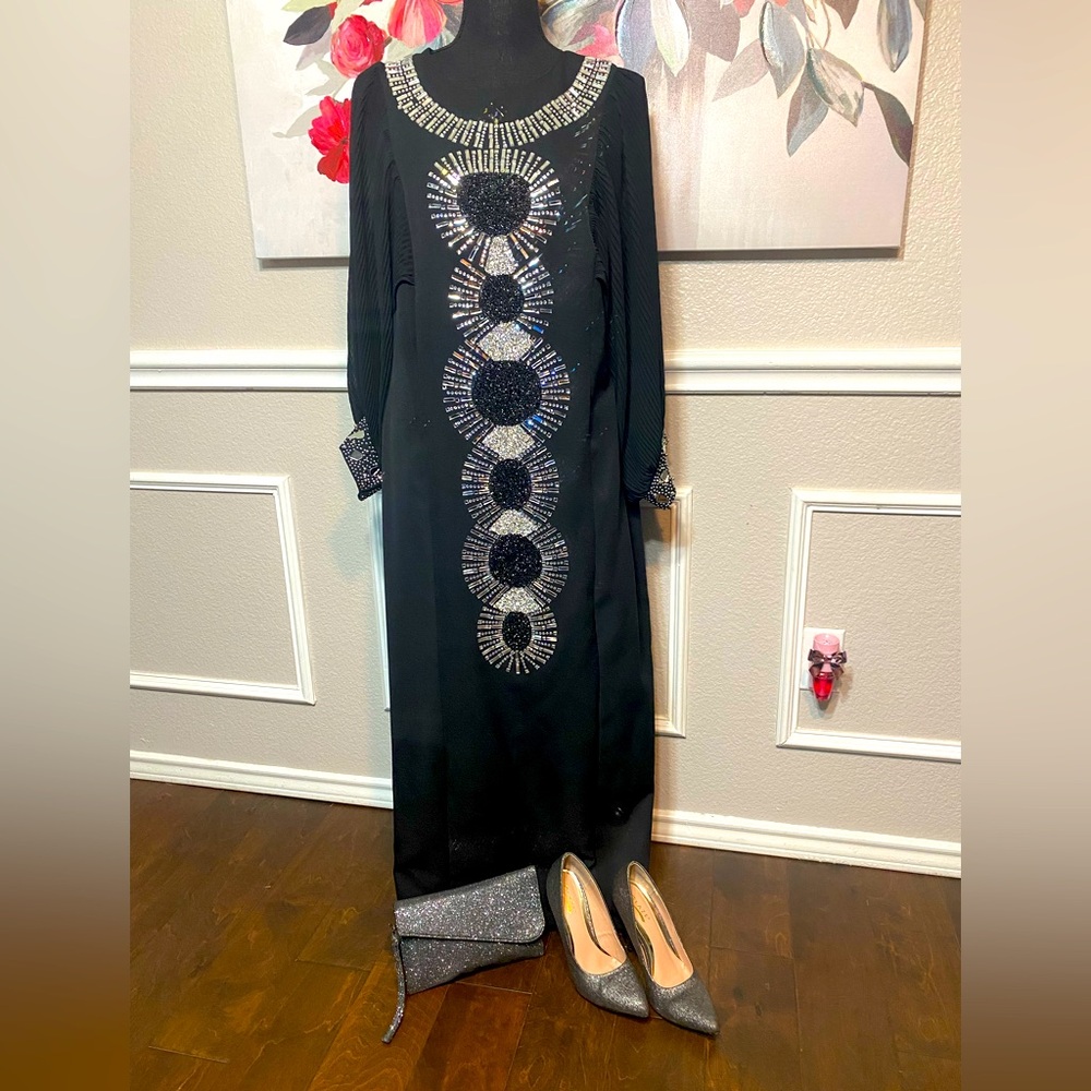 Elegant Black and Silver Dress || Size: see measurements